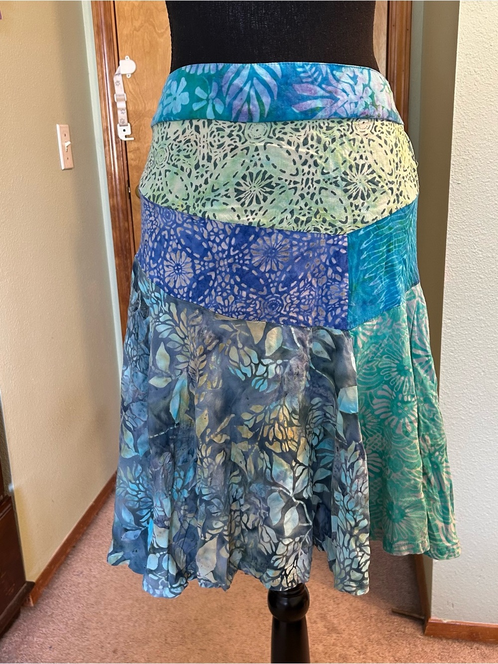 Santiki turquoise bohemian multi panel patchwork floral mid length skirt size XS